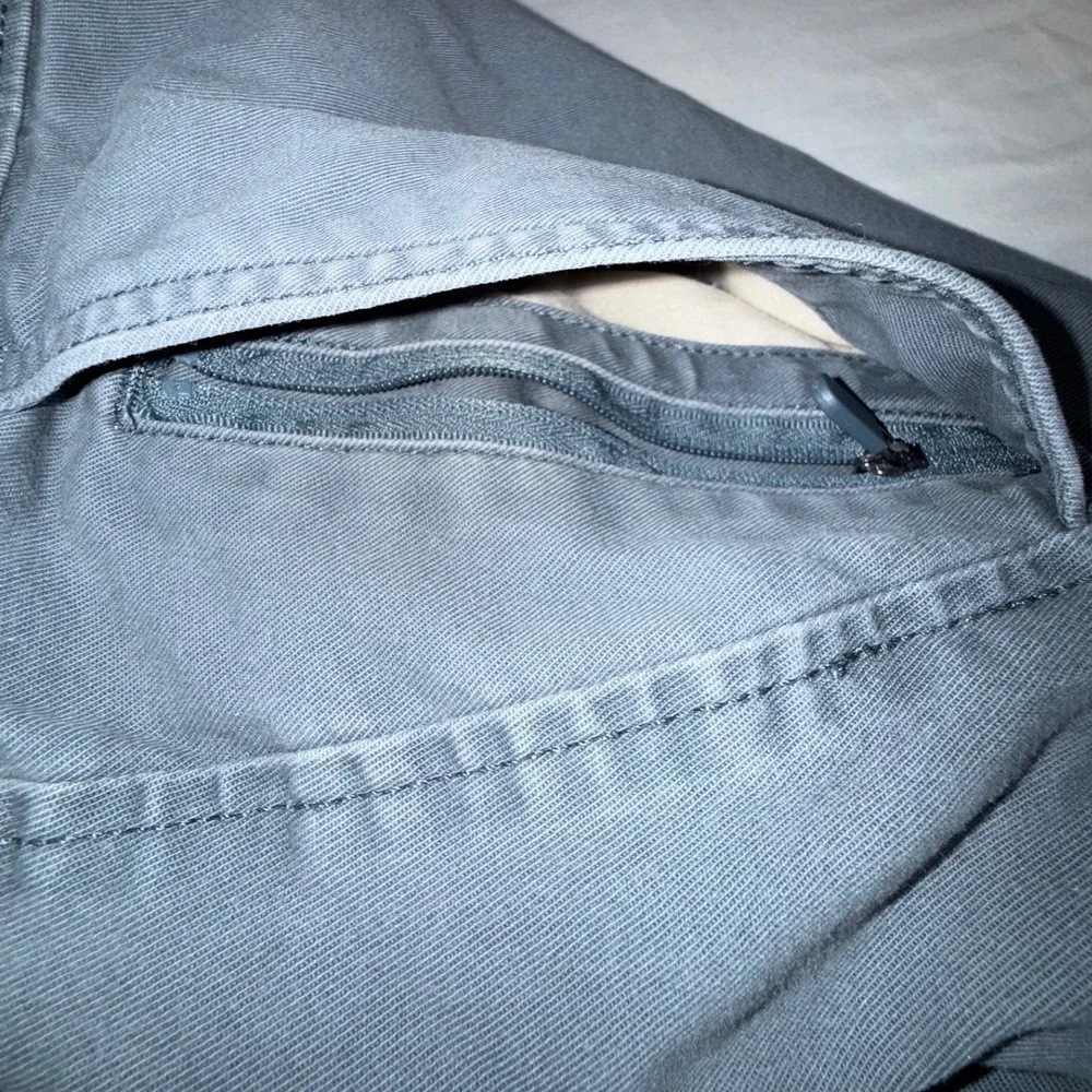 Levis XX Chino Standard Taper Pants Mens 38x32 Gray Twill 85226-0063 Casual